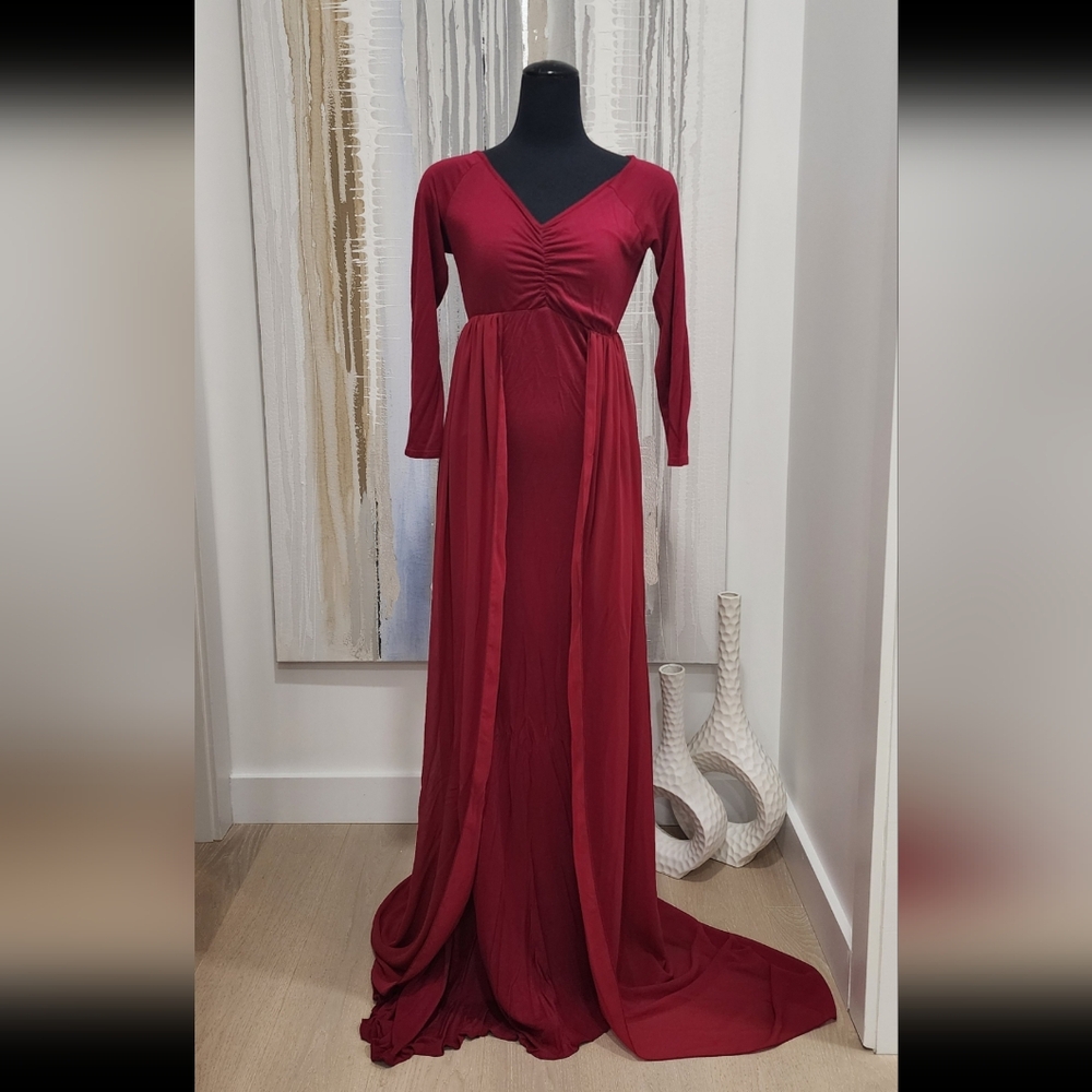 Elegant Red Maxi Dress